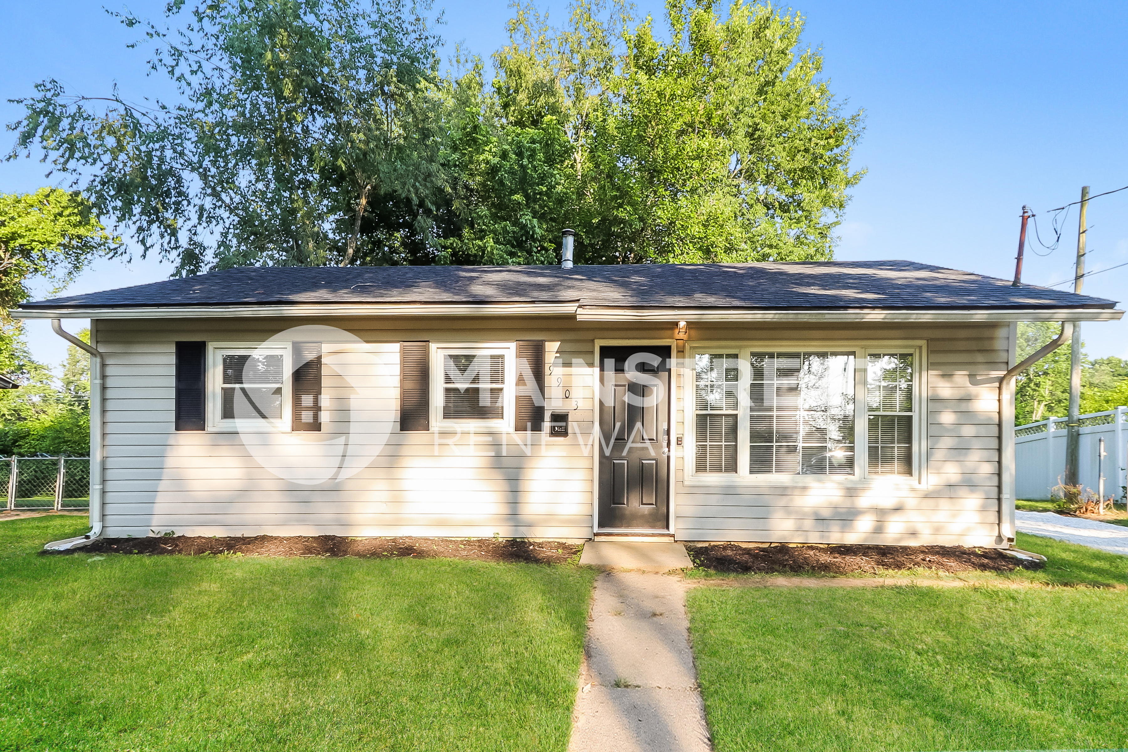 9903 Donerail Way Louisville, KY 40272